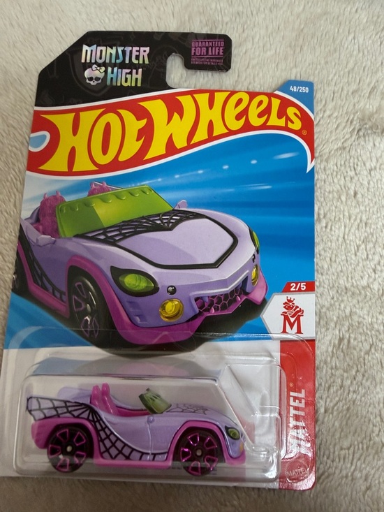 Hotwheels Other - Hot Wheels Monster High Ghoul Mobile Diecast Car 2/5 Mattel Collab